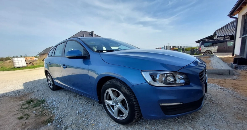 Volvo V60 cena 42900 przebieg: 163200, rok produkcji 2016 z Grodków małe 742